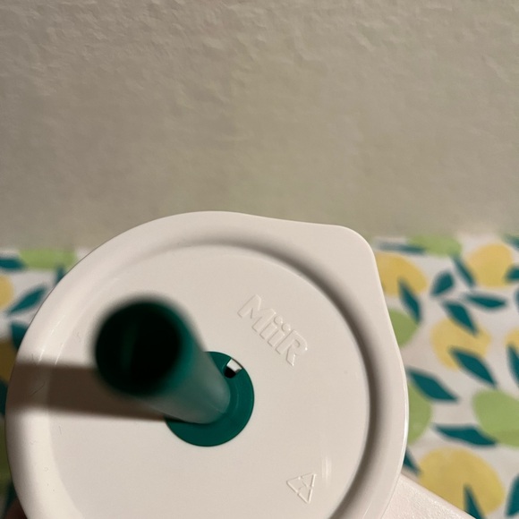 Starbucks x Miir Collab Tumbler - Picture 7 of 8